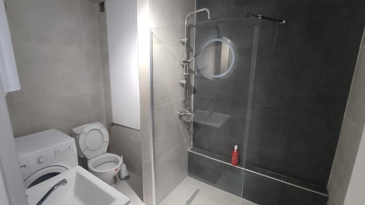 Sky View Luxury Center Skopje Apartments Экстерьер фото