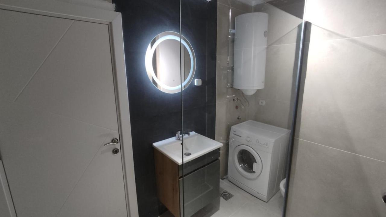 Sky View Luxury Center Skopje Apartments Экстерьер фото