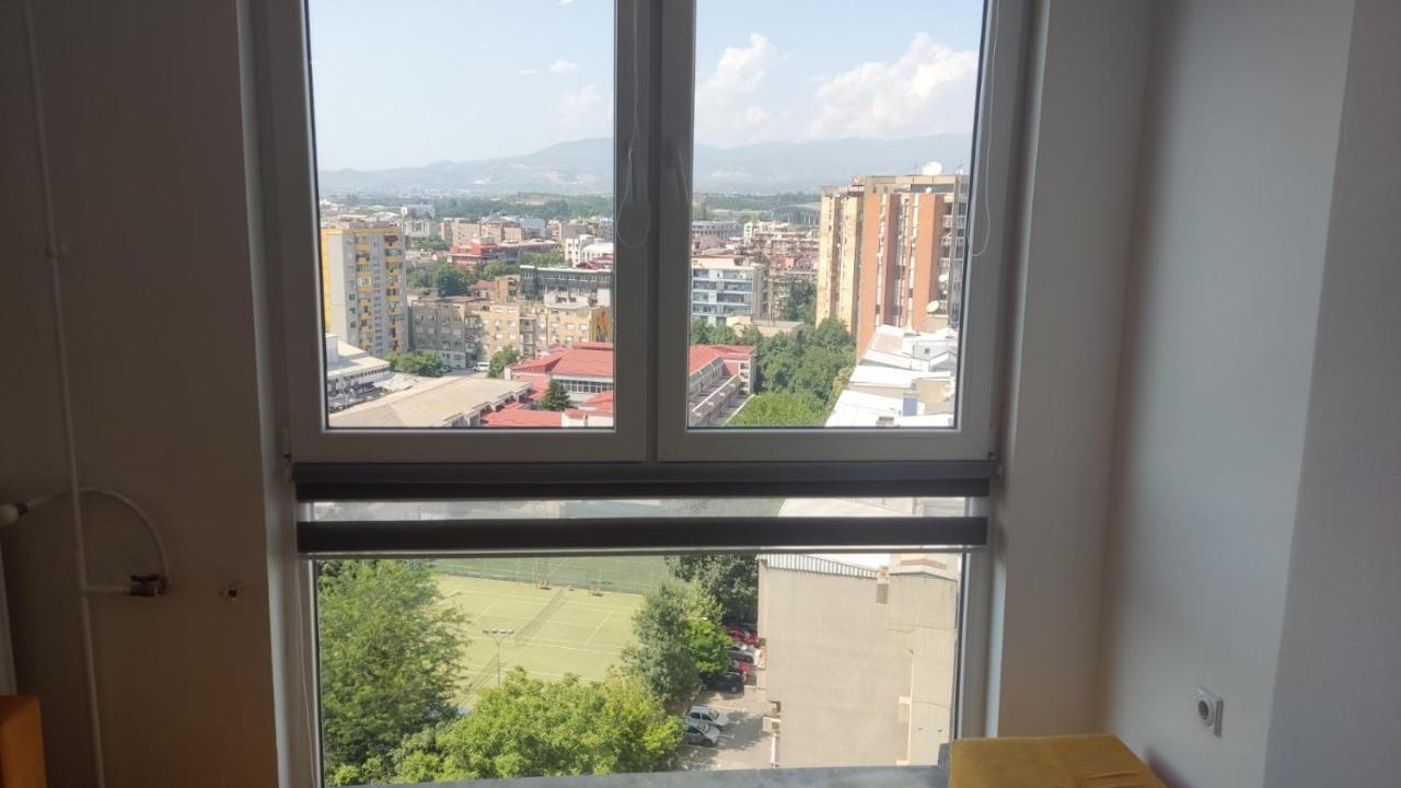 Sky View Luxury Center Skopje Apartments Экстерьер фото