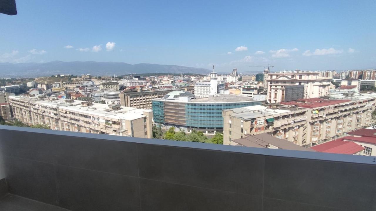 Sky View Luxury Center Skopje Apartments Экстерьер фото