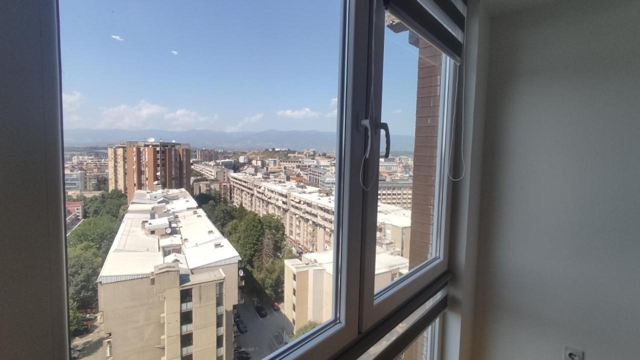 Sky View Luxury Center Skopje Apartments Экстерьер фото