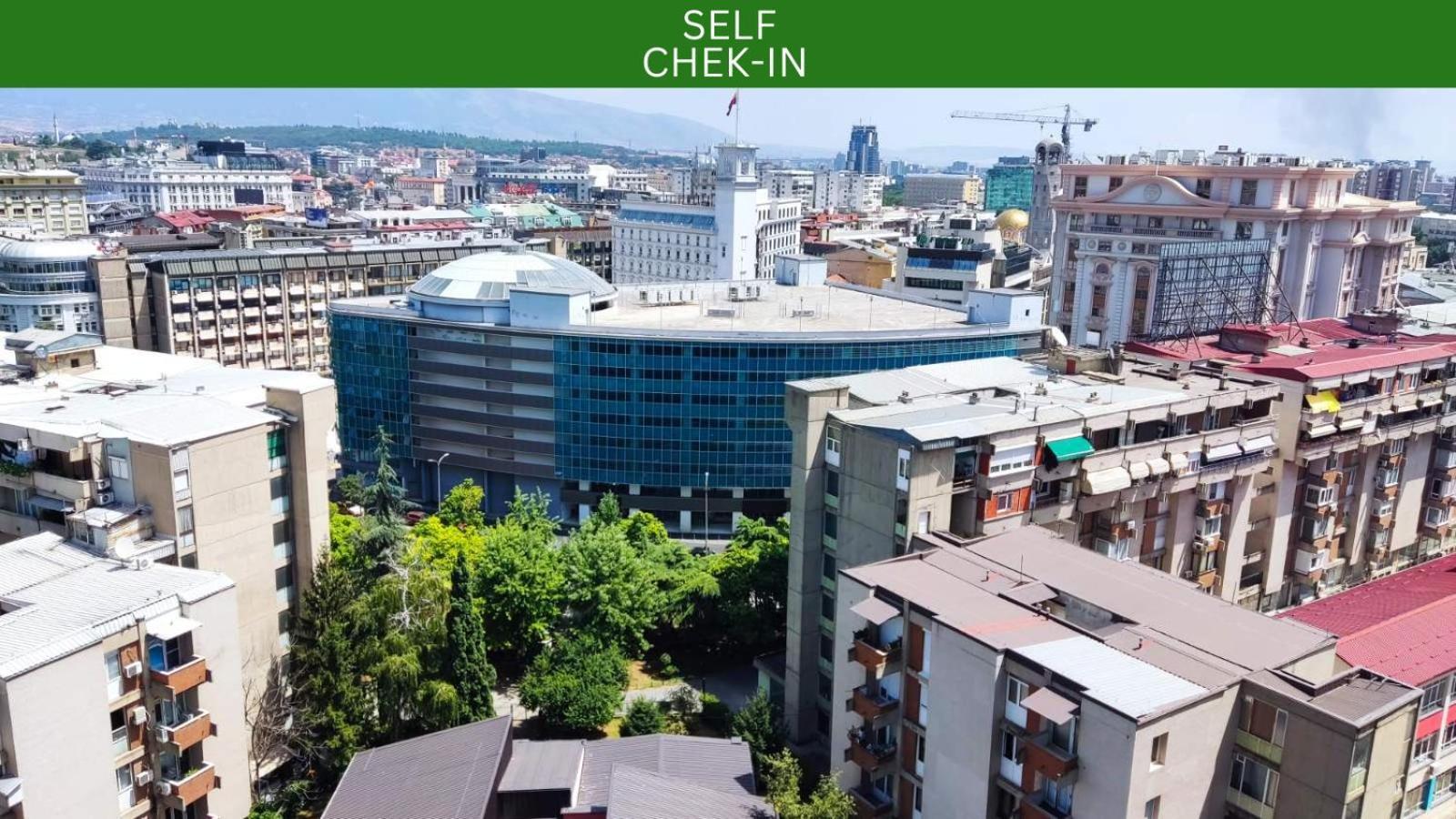 Sky View Luxury Center Skopje Apartments Экстерьер фото